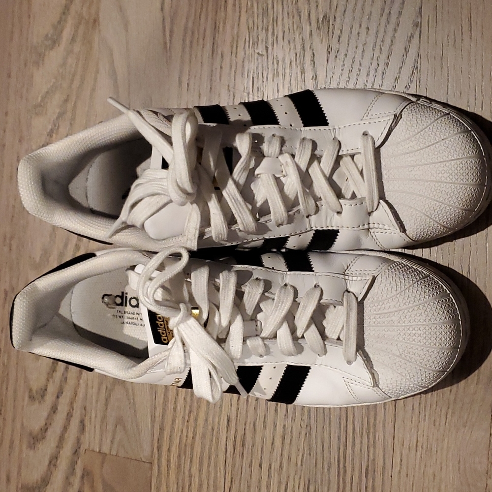 Adidas sneaker, size 9